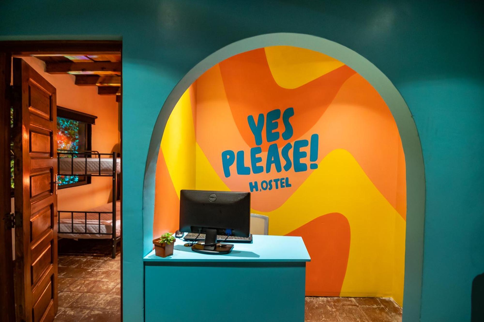 Hostel Yes Please!
